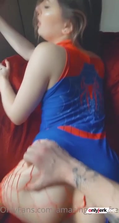 Amazing Grace – Spider Girl Fucked By Boyfriend