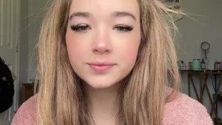 Baylen Dupree New Video Showing Off Her Huge Breasts