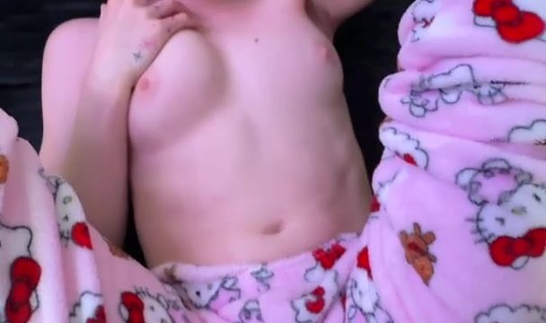 Mila Mondell – Fucked And Cum In Pussy In Ragged Pajamas