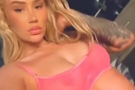 Iggy Azalea Shows Off Her Huge Tits In See-Through Lingerie