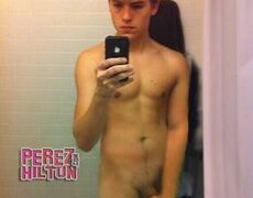 Dylan Sprouse Nude Shows Off His Big Penis