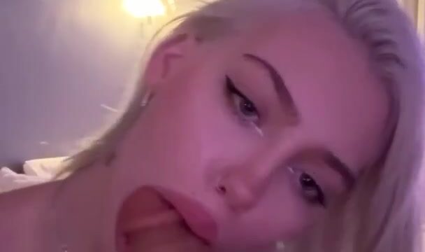 Alexandra Marianna Blowjob Deepthroat With A Dildo