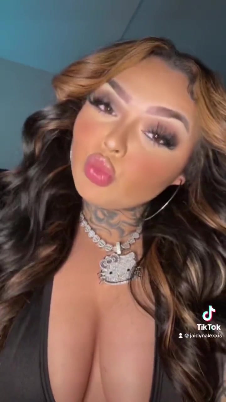 Jaidyn Alexis New Porn Video Shows Off Her Huge Boobs