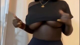 Alicia Kinnaird – New Porn Video Shows Off Her Huge Breasts