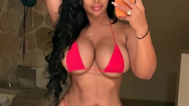 Ayisha Diaz Onlyfans Nude Showing Off Her Hot Body