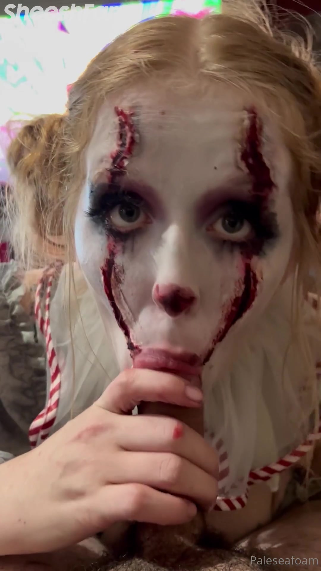 Paleseafoam – Spooky Clown Deep Throat Blowjob Sex Tape
