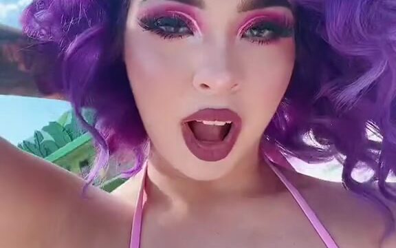 MaryRoseLiven Onlyfans Showing Off Her Huge Tits